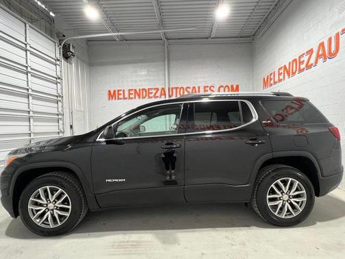 2019 GMC Acadia SLE-2