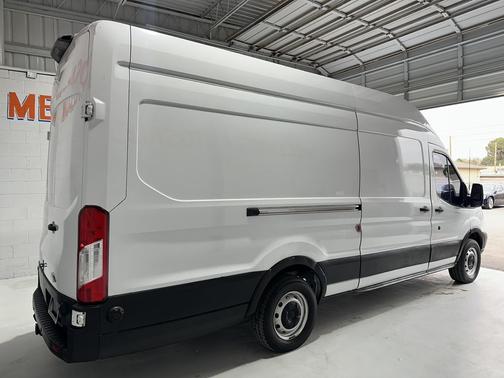 2019 Ford Transit-250 Base
