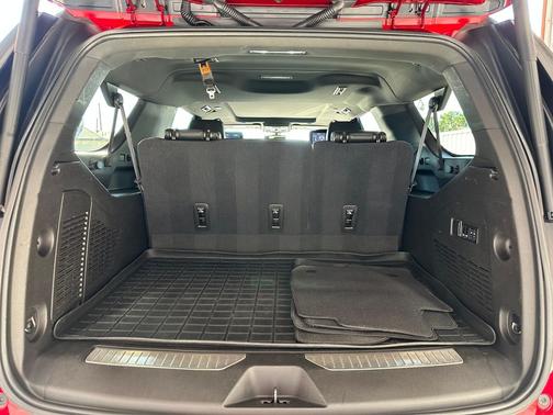 2021 GMC Yukon XL 4WD AT4