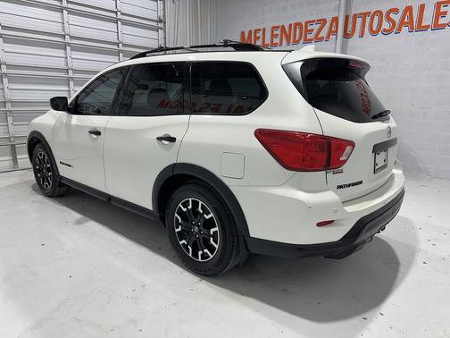 2020 Nissan Pathfinder SV 2WD