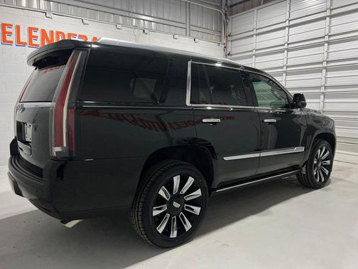 2018 Cadillac Escalade Premium Luxury