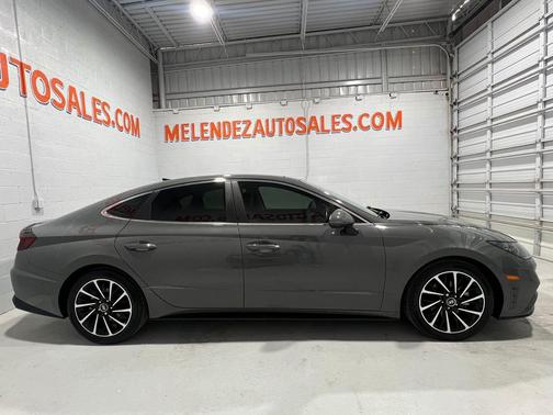 2021 Hyundai SONATA Limited