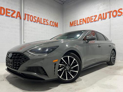 2021 Hyundai SONATA Limited
