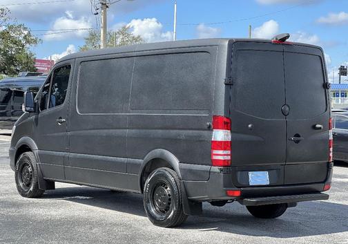 Photo 5 of 22 of 2015 Mercedes-Benz Sprinter Normal Roof