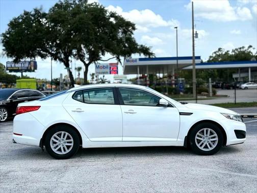 2011 Kia Optima LX