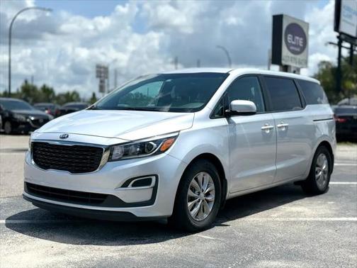 2021 Kia Sedona LX