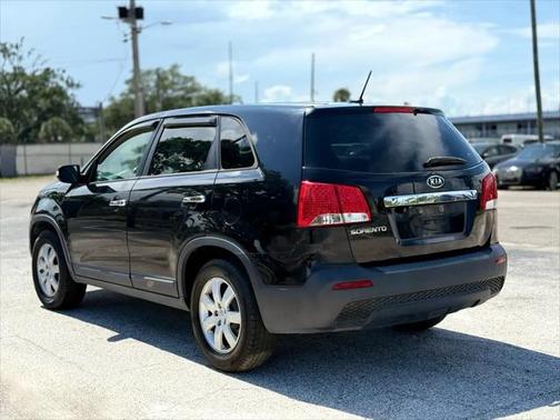 2012 Kia Sorento LX