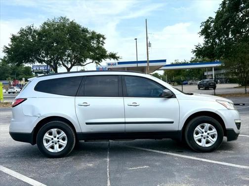 2016 Chevrolet Traverse LS