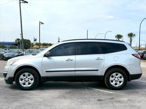 2016 Chevrolet Traverse LS