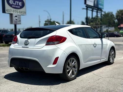2016 Hyundai Veloster Base
