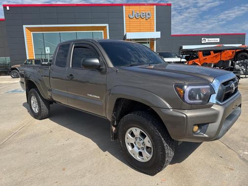 2015 Toyota Tacoma Base