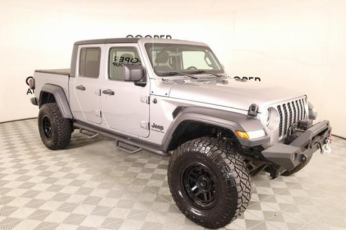 2020 Jeep Gladiator Sport