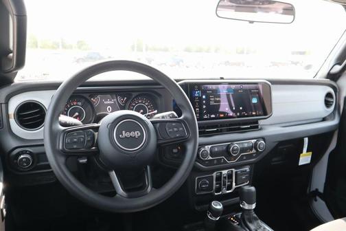 2025 Jeep Gladiator Sport
