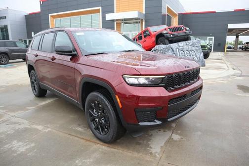 2025 Jeep Grand Cherokee L Laredo