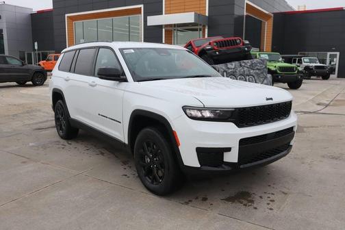 2025 Jeep Grand Cherokee L Laredo
