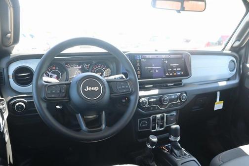 2025 Jeep Gladiator Sport