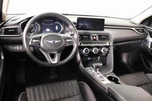 2022 Genesis G70 2.0T