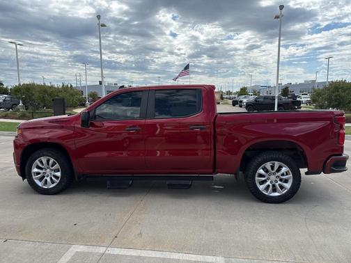 2021 Chevrolet Silverado 1500 Custom