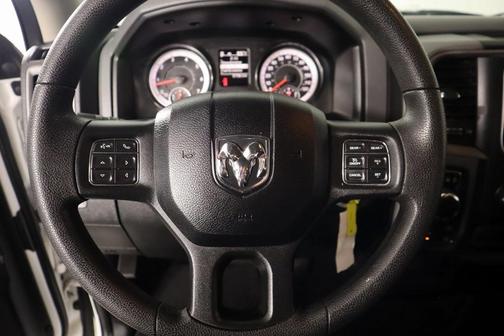 2017 RAM 1500 Tradesman/Express