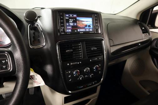 2020 Dodge Grand Caravan SE