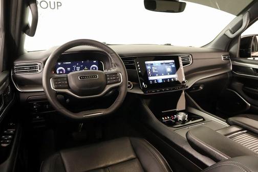 2023 Jeep Wagoneer Series II