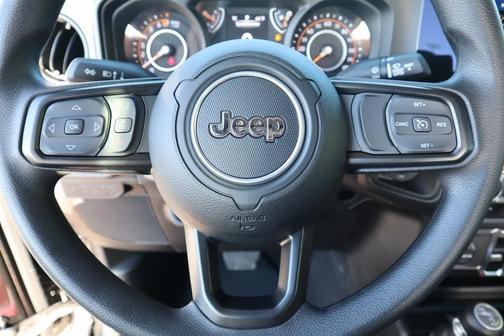 2025 Jeep Gladiator Sport