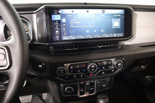 2024 Jeep Gladiator Sport