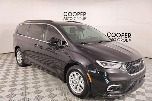 2022 Chrysler Pacifica Touring-L
