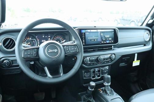 2025 Jeep Gladiator Sport