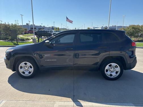2015 Jeep Cherokee Sport