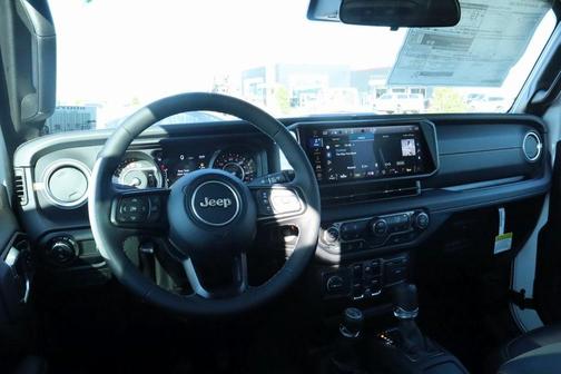 2025 Jeep Gladiator Sport