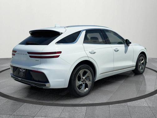 2026 Genesis GV70 4DR AWD 2.5T