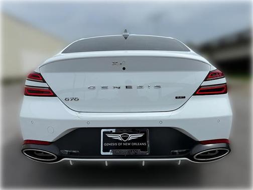 Alta White 2023 Genesis G70 3.3T RWD
