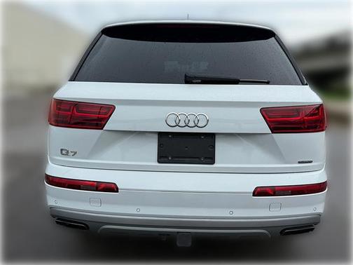 Glacier White Metallic 2017 Audi Q7 2.0T Premium