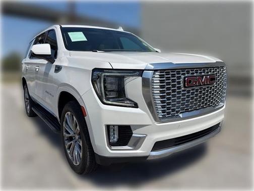 White Frost Tricoat 2021 GMC Yukon Denali