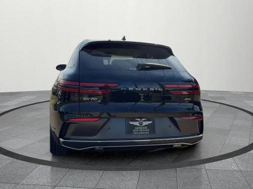 2026 Genesis GV70 4DR AWD 2.5T