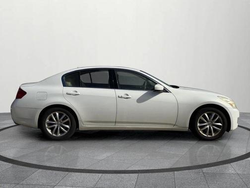 2009 INFINITI G37 Journey