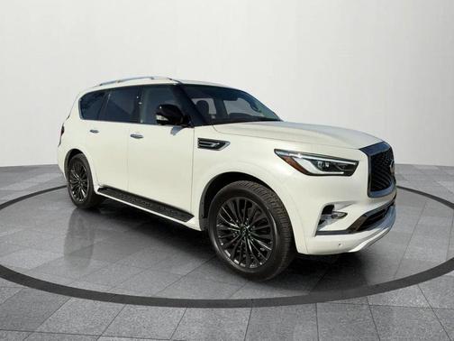 2024 INFINITI QX80 PREMIUM SELECT AWD