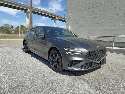 2023 Genesis G70 2.0T RWD
