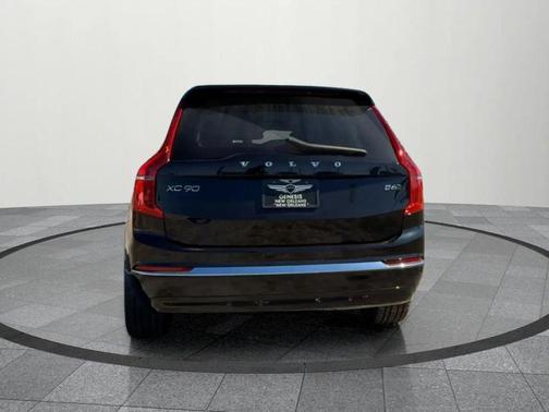 2025 Volvo XC90 B6 Plus 7-Seater
