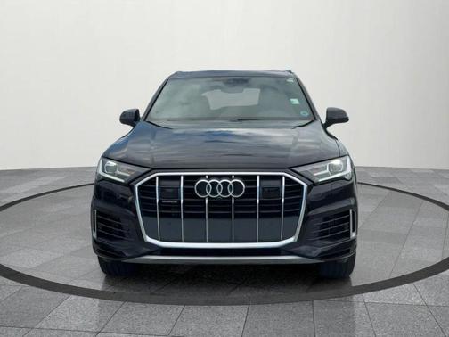 2022 Audi Q7 55 Premium Plus