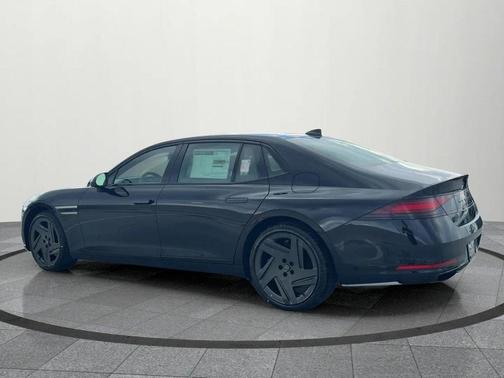 2026 Genesis G90 e-SC Prestige Black