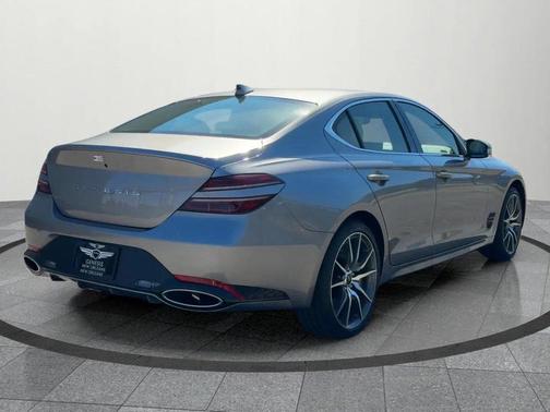 2026 Genesis G70 4DR RWD 2.5