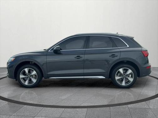 2024 Audi Q5 40 Premium