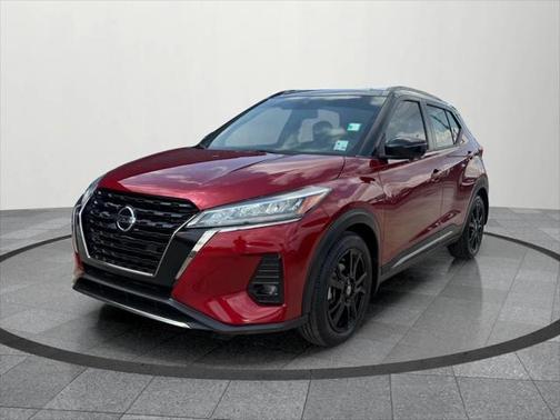2021 Nissan Kicks SR