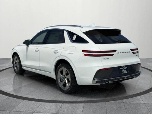 2026 Genesis GV70 4DR AWD 2.5T