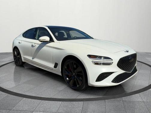 2023 Genesis G70 3.3T RWD