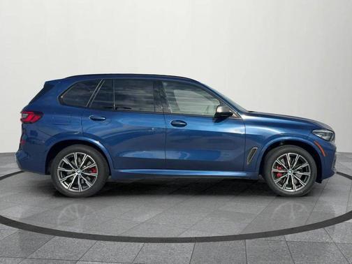 2023 BMW X5 M50i