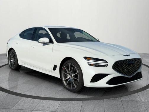 2026 Genesis G70 4DR RWD 2.5