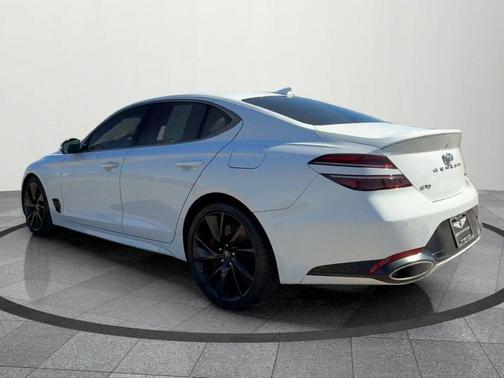 2023 Genesis G70 3.3T RWD